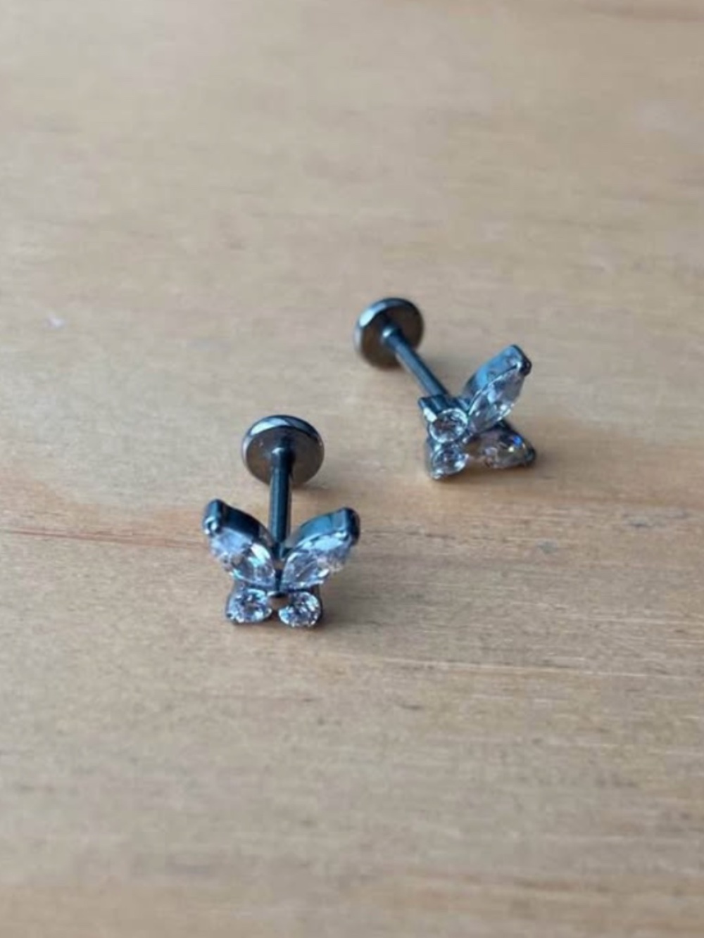 Butterfly Flat Back Studs (18 gauge)